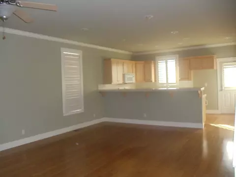 885 Kite Ln, Redding, CA 96001 photo 4