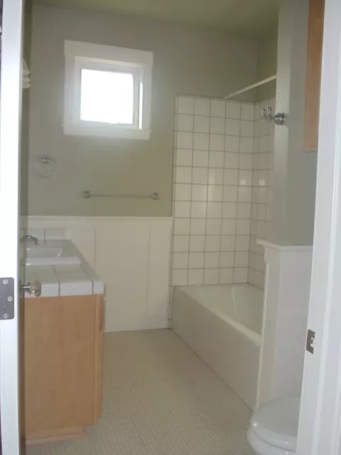 885 Kite Ln, Redding, CA 96001 photo 3