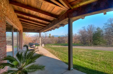 1170 Circle, Redding, CA 96001 photo 3