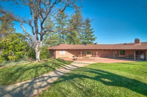 1170 Circle, Redding, CA 96001 photo 22