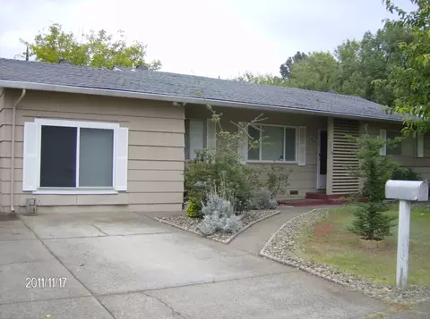 2108 Venus Way, Redding, CA 96002 photo 1