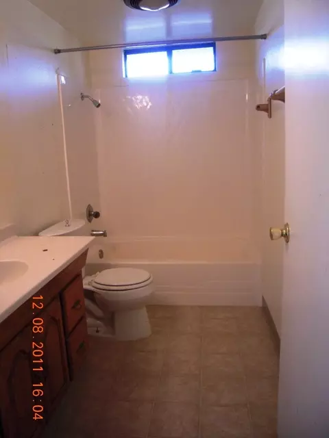 1320 Norman, Redding, CA 96002 photo 11