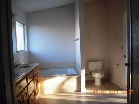 1320 Norman, Redding, CA 96002 photo 12