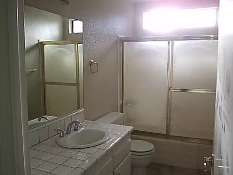 2054 Winchester Pl, Redding, CA 96001 photo 8