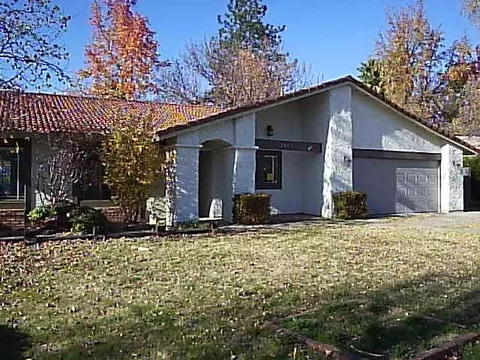 2054 Winchester Pl, Redding, CA 96001 photo 1