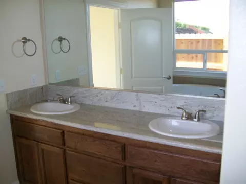 651 Mill Valley Pkwy, Redding, CA 96003 photo 17
