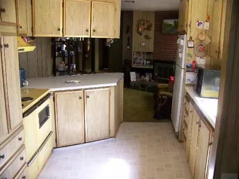 21745 W Elk Trl, Redding, CA 96003 photo 5