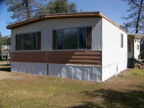 21745 W Elk Trl, Redding, CA 96003 photo 1