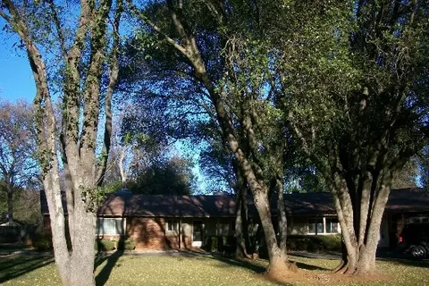 4251 Alta Mesa Dr, Redding, CA 96002 photo 1