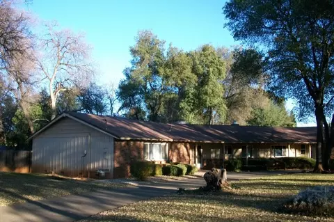4251 Alta Mesa Dr, Redding, CA 96002 photo 2