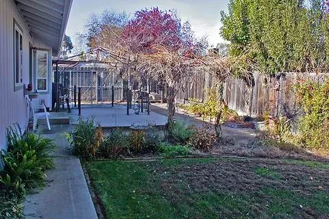3640 Lake Forest Dr, Redding, CA 96003 photo 3