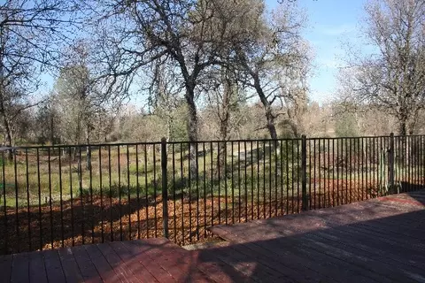 502 Arbuckle Ct, Redding, CA 96003 photo 14