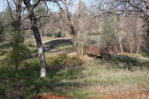 502 Arbuckle Ct, Redding, CA 96003 photo 15