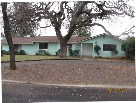 6992 Granada Dr, Redding, CA 96002 photo 1