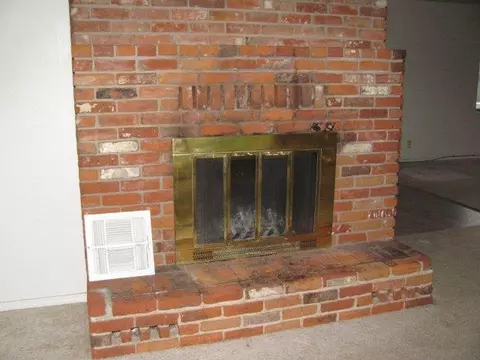 1520 Pleasant St, Redding, CA 96001 photo 4