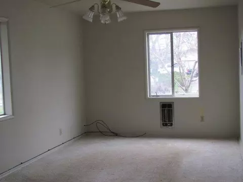 1520 Pleasant St, Redding, CA 96001 photo 5