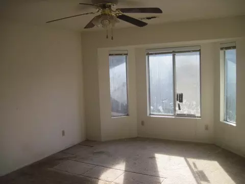 1020 Camelot, Redding, CA 96003 photo 8