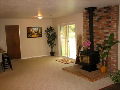 7109 Bohn Blvd, Anderson, CA 96007 photo 5