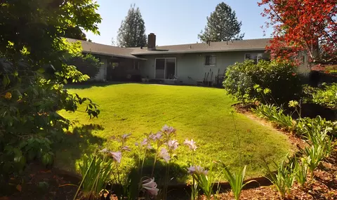 662 Joaquin Ave, Redding, CA 96002 photo 15