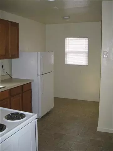 1204 Grange St, Redding, CA 96001 photo 7