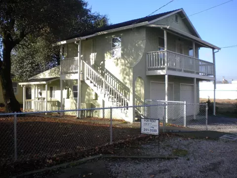 1204 Grange St, Redding, CA 96001 photo 5