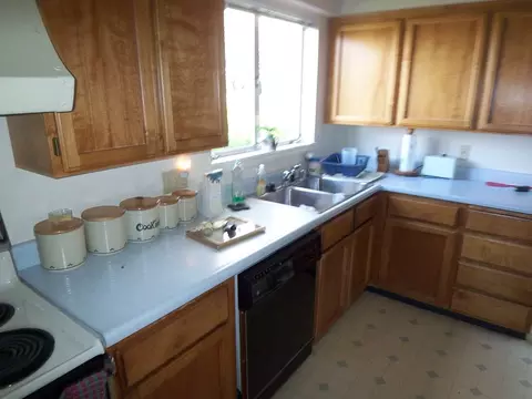 2065 Skyline Dr, Redding, CA 96001 photo 2