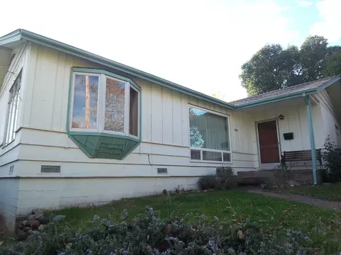 2065 Skyline Dr, Redding, CA 96001 photo 1