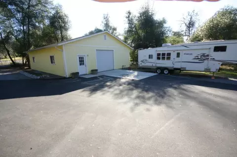6016 Placer Rd, Igo, CA 96047 photo 3