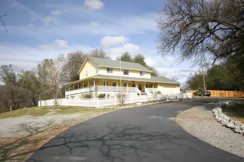 6016 Placer Rd, Igo, CA 96047 photo 2