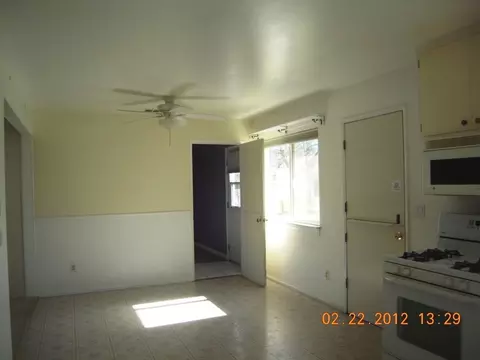 12029 Fawn Dr, Redding, CA 96003 photo 5
