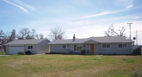 12029 Fawn Dr, Redding, CA 96003 photo 2