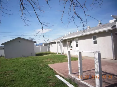 12029 Fawn Dr, Redding, CA 96003 photo 3