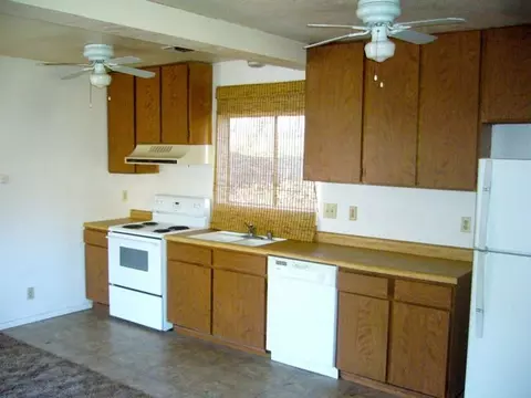 2521 Wyndham Ln, Redding, CA 96001 photo 13
