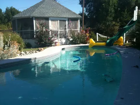 3996 Bristol Dr, Redding, CA 96002 photo 2