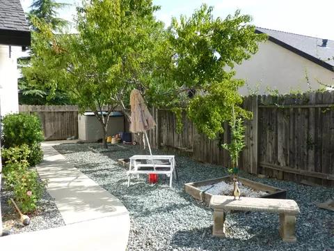 2270 Cumberland Dr, Redding, CA 96001 photo 35