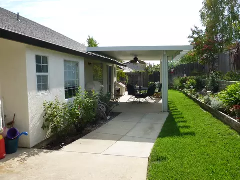 2270 Cumberland Dr, Redding, CA 96001 photo 4