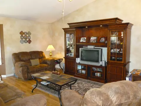 2270 Cumberland Dr, Redding, CA 96001 photo 6