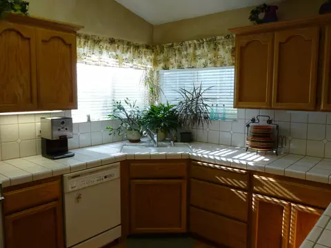 2270 Cumberland Dr, Redding, CA 96001 photo 13