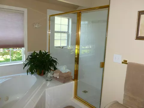 2270 Cumberland Dr, Redding, CA 96001 photo 23
