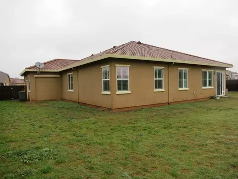 4417 Chinook Dr, Redding, CA 96002 photo 5