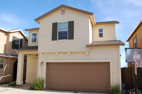 2059 Vienna Way, Redding, CA 96003 photo 1