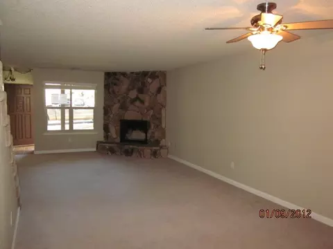 1986 Bechelli Ln, Redding, CA 96002 photo 3