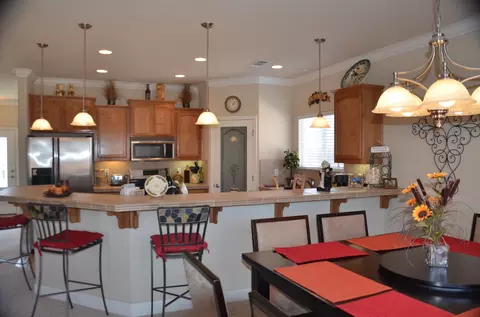 3865 Cambria Dr, Redding, CA 96002 photo 3