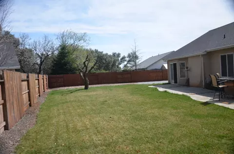 3865 Cambria Dr, Redding, CA 96002 photo 12