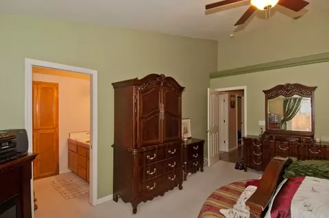 5819 Beaumont Dr, Redding, CA 96003 photo 12
