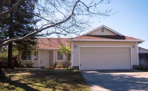 507 Alamine Dr, Redding, CA 96003 photo 1