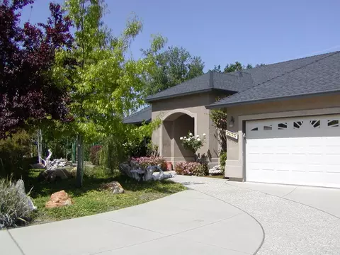 1533 Brinn Dr, Redding, CA 96001 photo 5