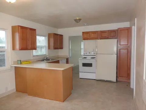1305 Magnolia Ave, Redding, CA 96001 photo 5