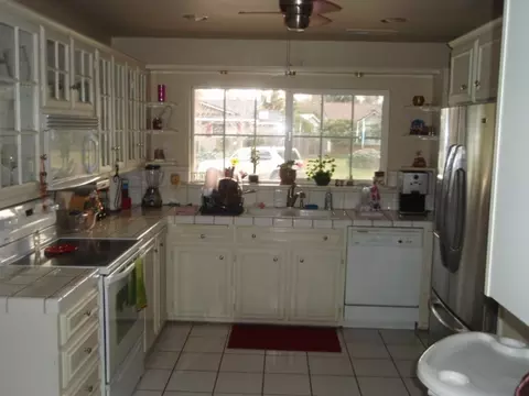 576 Rafael St, Redding, CA 96002 photo 6