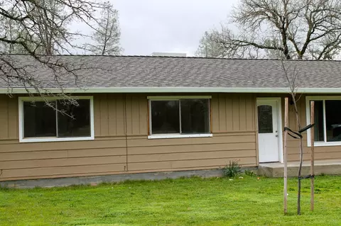 12169 Randolph Rd, Redding, CA 96003 photo 2